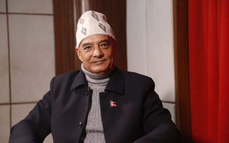 धवल शमशेर अदालतमा उपस्थित