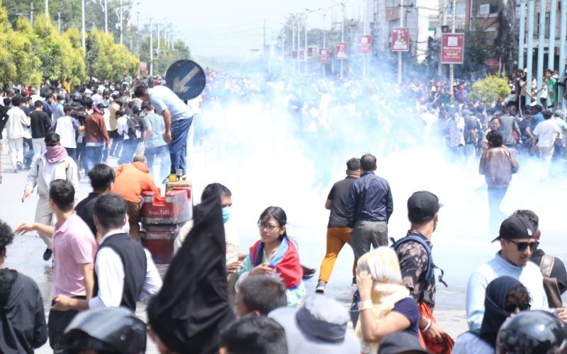 प्रहरीले चलाएको गोली लागेर एक प्रदर्शनकारीको निधन