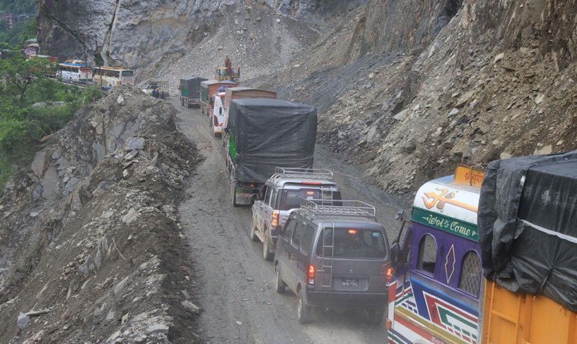 नारायणगढ-मुग्लिन सडकको छैन भरपर्दो विकल्प