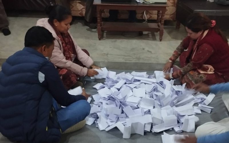 कैलालीबाट एमालेका २६ जना महाधिवेशन प्रतिनिधि छानिए